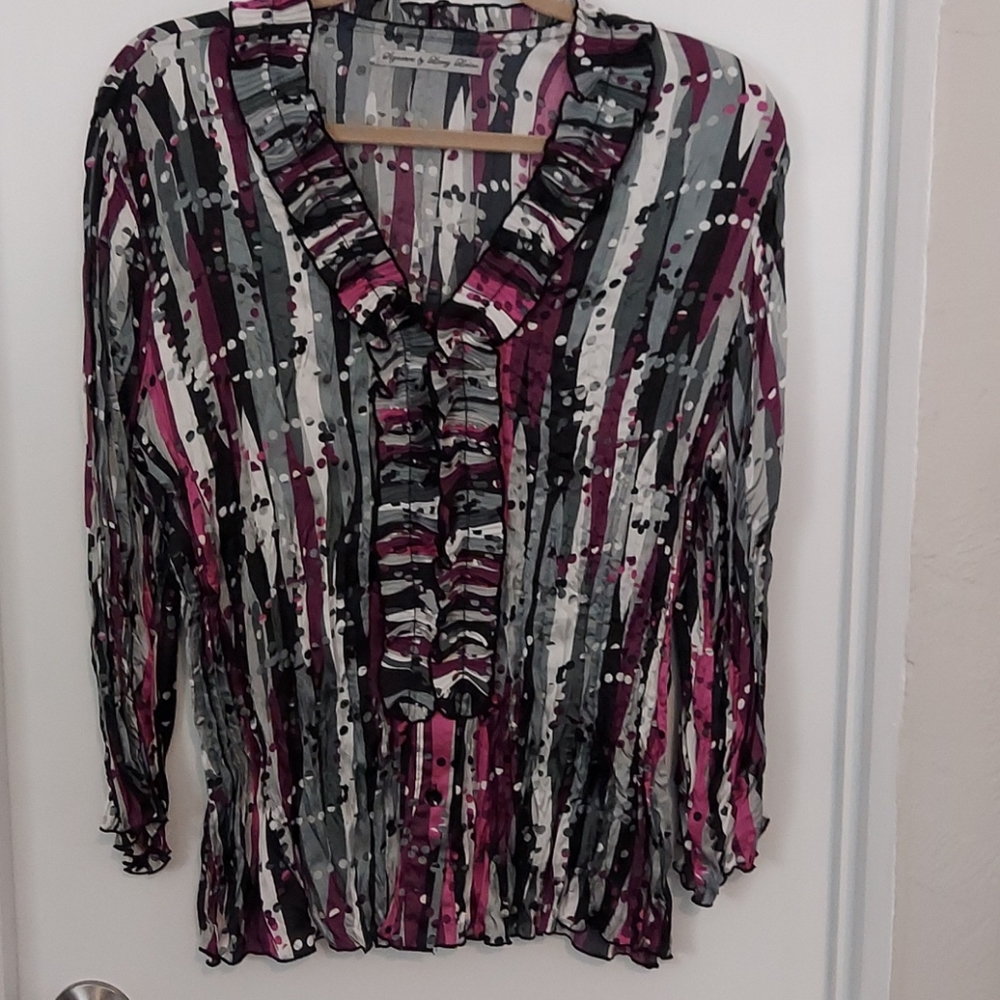 Larry Levine Crinkle Blouse